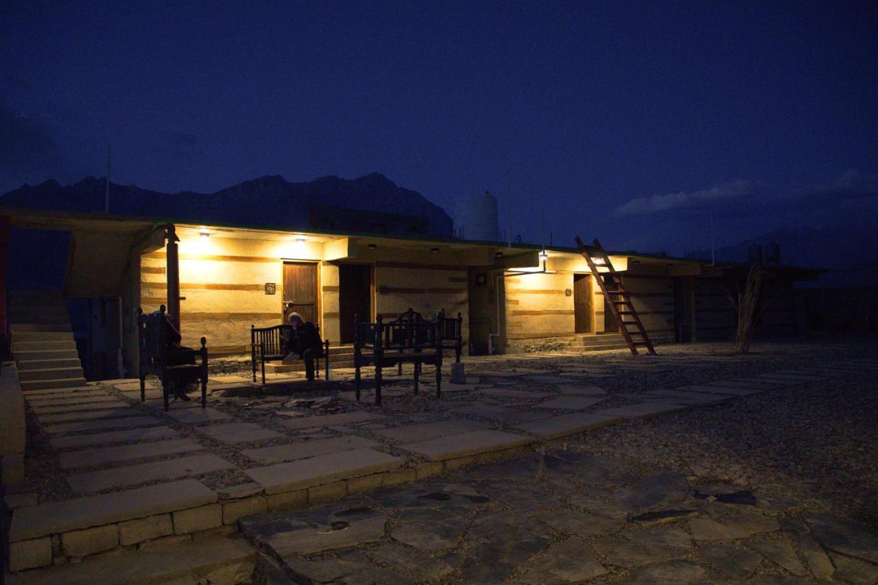 Baltistan Fort Skardu Resort ภายนอก รูปภาพ