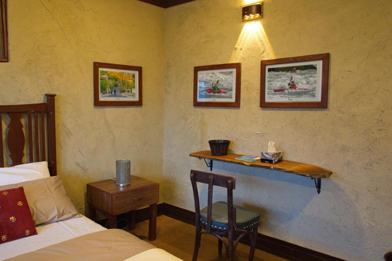 Baltistan Fort Skardu Resort ภายนอก รูปภาพ