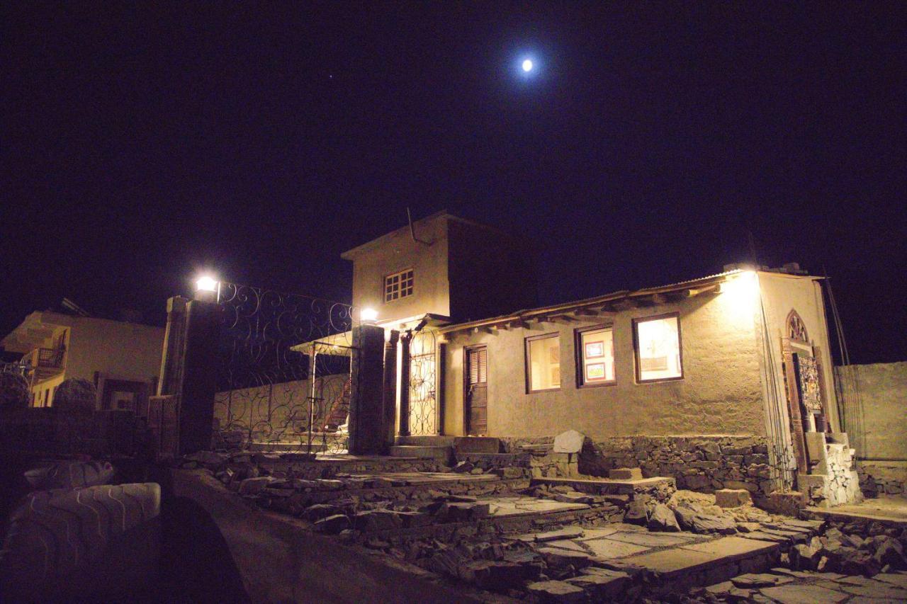 Baltistan Fort Skardu Resort ภายนอก รูปภาพ