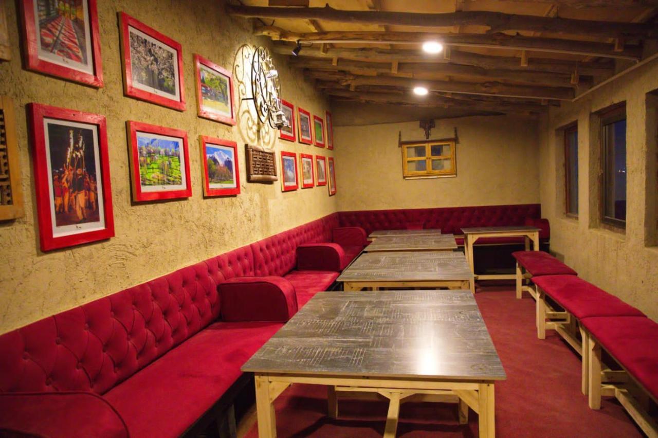 Baltistan Fort Skardu Resort ภายนอก รูปภาพ